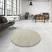 Round Machine Washable Contemporary Pale Silver Gray Rug in a Office, wshcon580