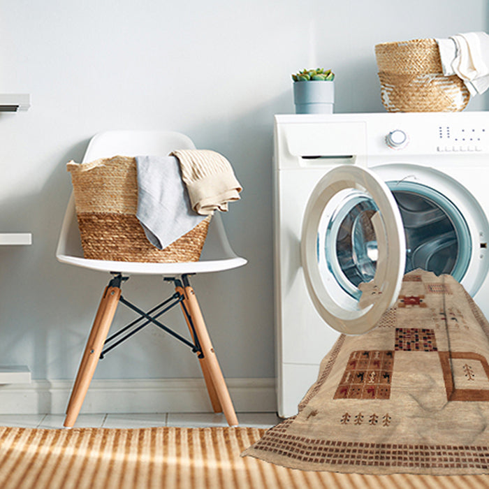 Machine Washable Contemporary Bronze Brown Rug in a Washing Machine, wshcon594