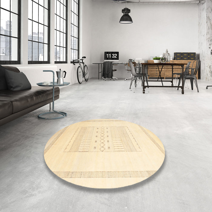 Round Machine Washable Contemporary Gold Rug in a Office, wshcon603