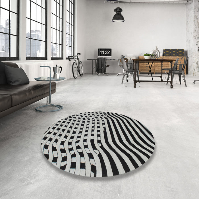 Round Machine Washable Contemporary Silver Gray Rug in a Office, wshcon612