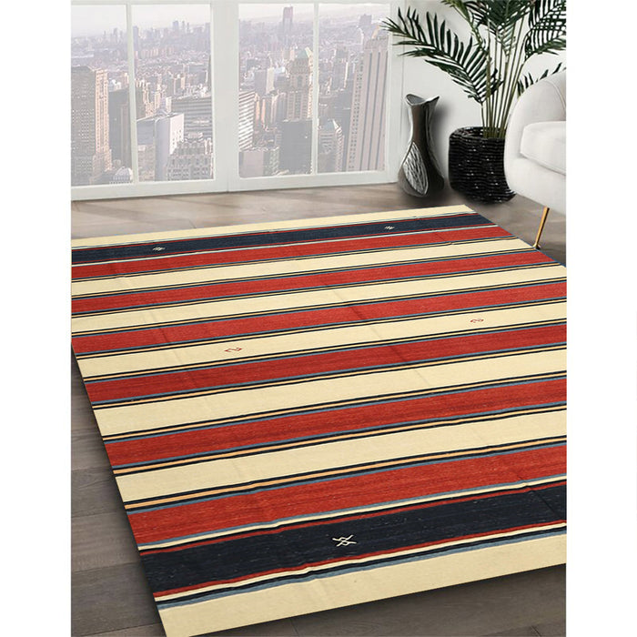 Contemporary Brown Oriental Rug in Family Room, con656