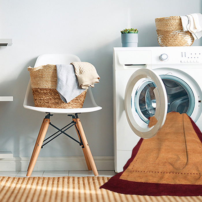 Machine Washable Contemporary Dark Orange Rug in a Washing Machine, wshcon661