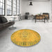 Round Contemporary Deep Yellow Modern Rug in a Office, con746