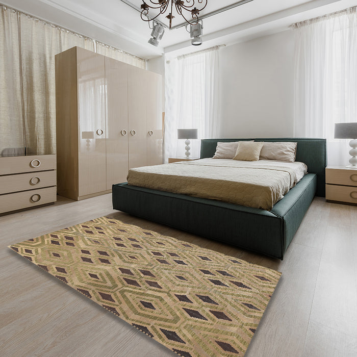 Contemporary Brown Southwestern Rug in a Bedroom, con765
