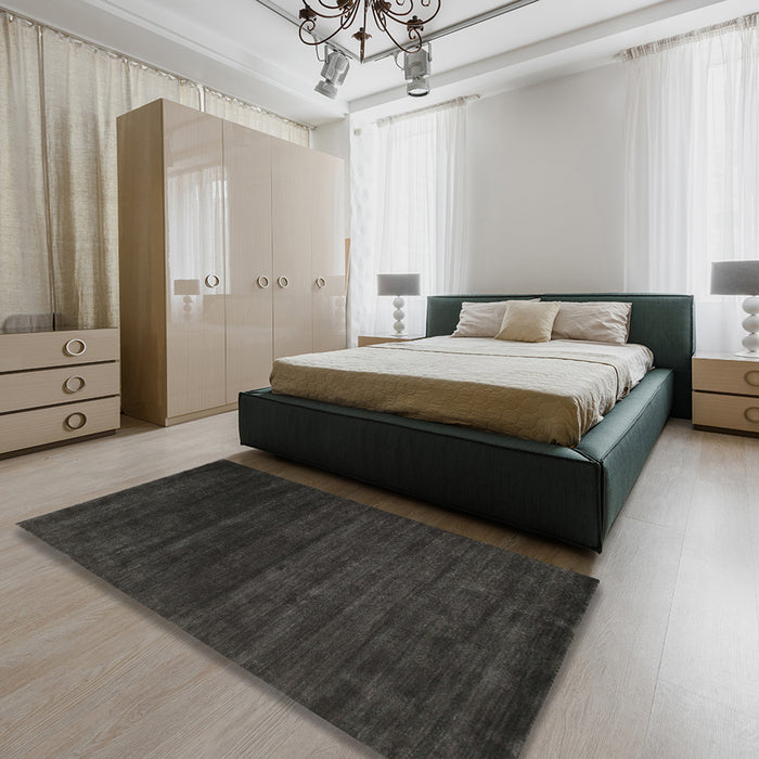 Contemporary Charcoal Black Modern Rug in a Bedroom, con93