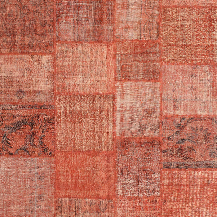 Contemporary Red Patchwork Rug, con942