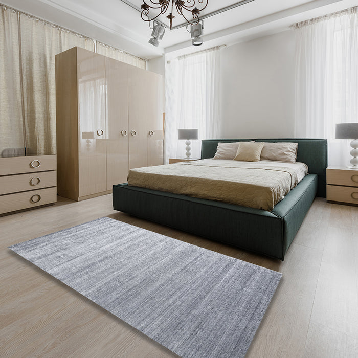 Contemporary Silver Gray Modern Rug in a Bedroom, con989