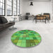 Round Patterned Dark Lime Green Rug in a Office, pat100grn