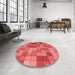 Round Patterned Red Rug in a Office, pat100rd