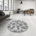 Round Patterned Platinum Silver Gray Rug in a Office, pat1004gry