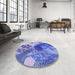 Round Patterned Blue Rug in a Office, pat1012blu