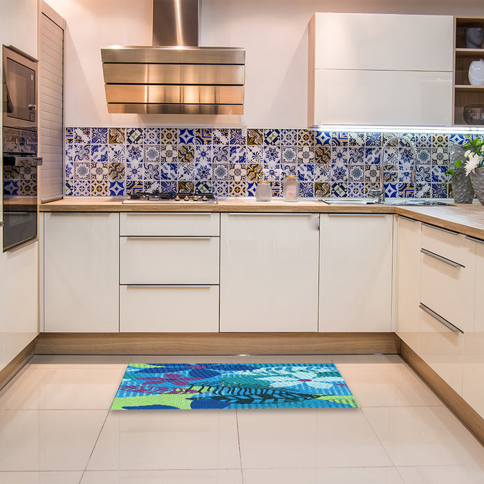 Patterned Blue Rug in a Kitchen, pat1013lblu
