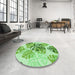 Round Patterned Light Green Rug in a Office, pat1019grn