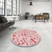 Round Patterned Red Rug in a Office, pat1023rd