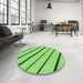 Round Patterned Emerald Green Rug in a Office, pat1033grn