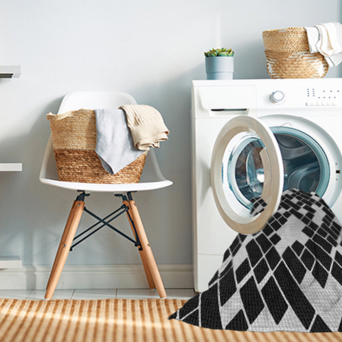 Machine Washable Transitional Black Rug in a Washing Machine, wshpat1040