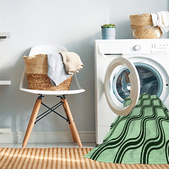 Machine Washable Transitional Mint Green Rug in a Washing Machine, wshpat1043grn