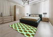 Patterned Oak Brown Rug in a Bedroom, pat1051grn