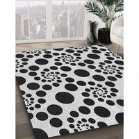 Patterned Charcoal Black Novelty Rug, pat1058