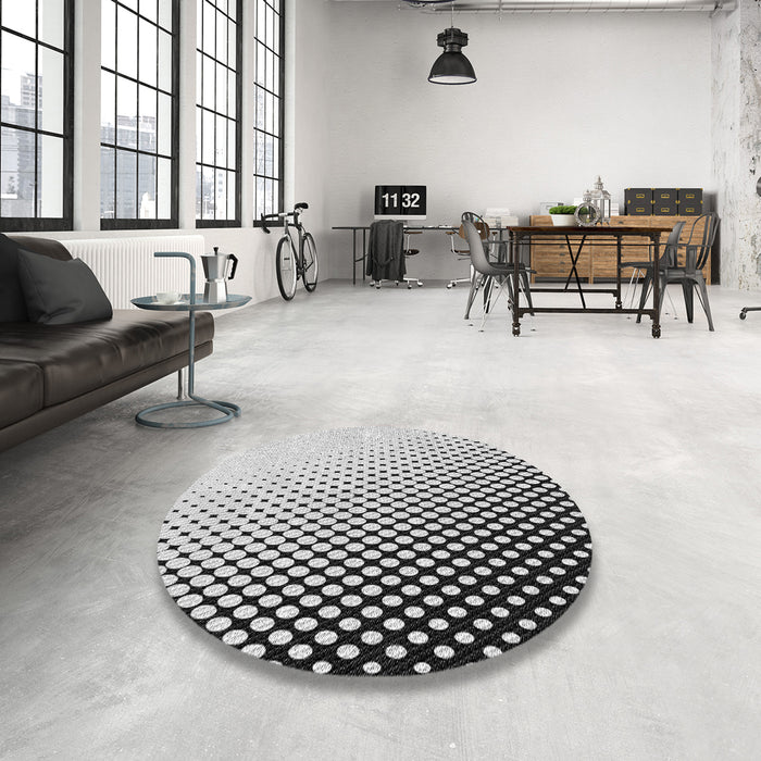 Round Machine Washable Transitional Platinum Gray Rug in a Office, wshpat1064