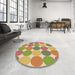 Round Patterned Metallic Gold Rug in a Office, pat1065brn