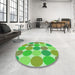 Round Patterned Emerald Green Rug in a Office, pat1065grn