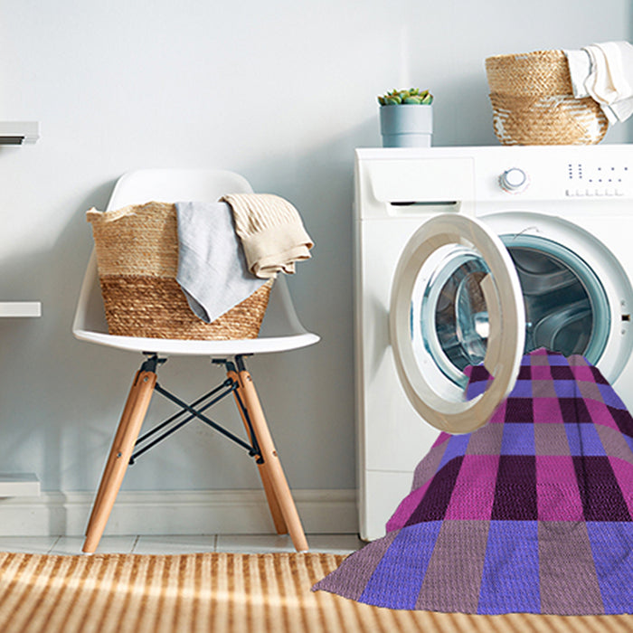 Machine Washable Transitional Medium Purple Rug in a Washing Machine, wshpat1073pur