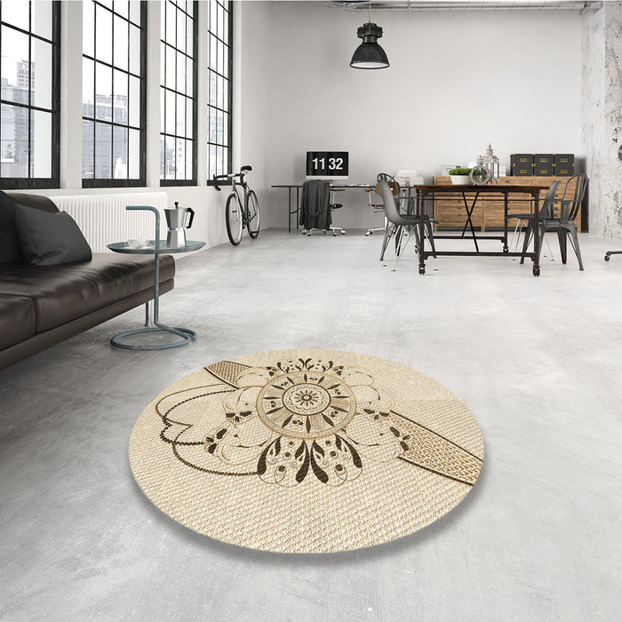 Round Patterned Peru Brown Rug in a Office, pat1074brn