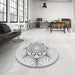 Round Patterned Platinum Gray Rug in a Office, pat1078gry