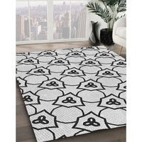 Patterned Ash Gray Novelty Rug, pat1079