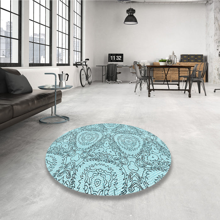 Round Patterned Deep-Sea Green Rug in a Office, pat1082lblu