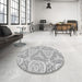 Round Patterned Off-White Novelty Rug in a Office, pat1082