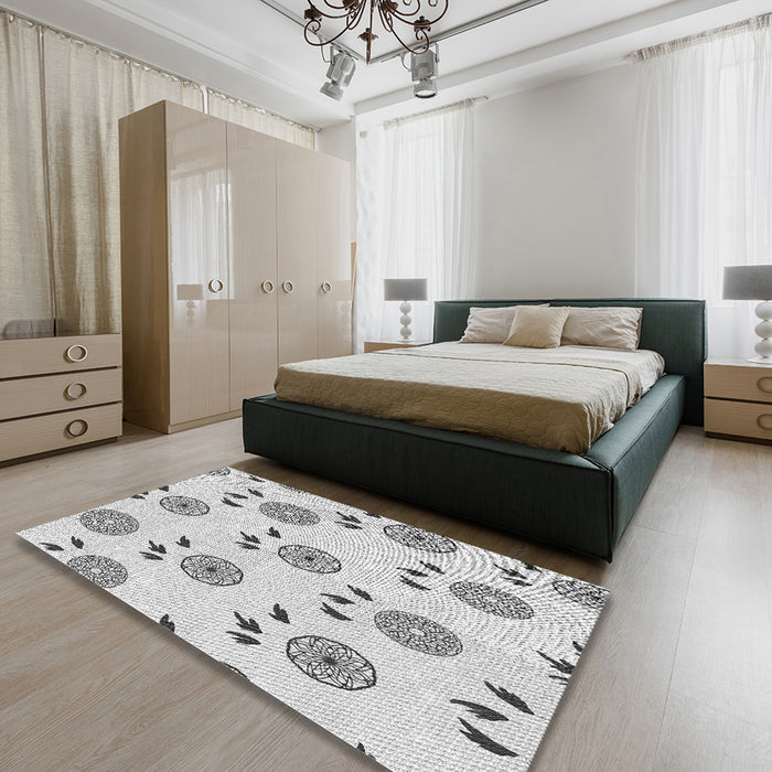 Patterned Gray Novelty Rug in a Bedroom, pat1083