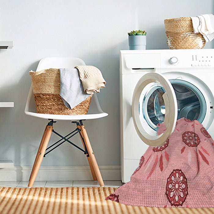 Machine Washable Transitional Pastel Pink Rug in a Washing Machine, wshpat1084rd