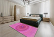 Patterned Deep Pink Rug in a Bedroom, pat1089pur