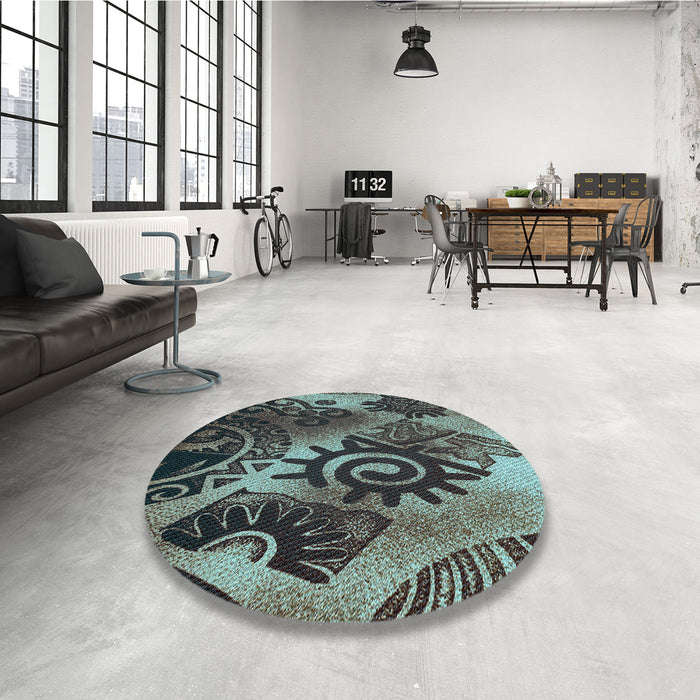 Round Patterned Dark Coffee Brown Rug in a Office, pat1100lblu