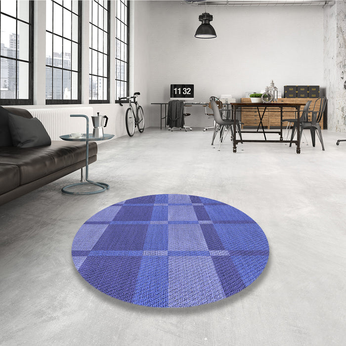 Round Patterned Sky Blue Rug in a Office, pat1102blu