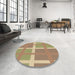 Round Patterned Copper Brown Rug in a Office, pat1103brn