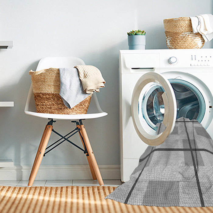 Machine Washable Transitional Platinum Silver Gray Rug in a Washing Machine, wshpat1104gry