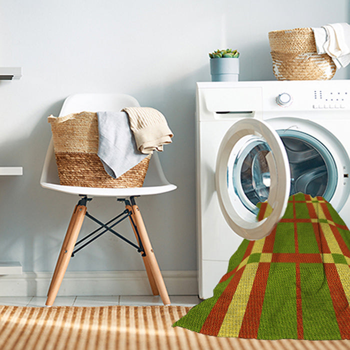 Machine Washable Transitional Pistachio Green Rug in a Washing Machine, wshpat1105yw