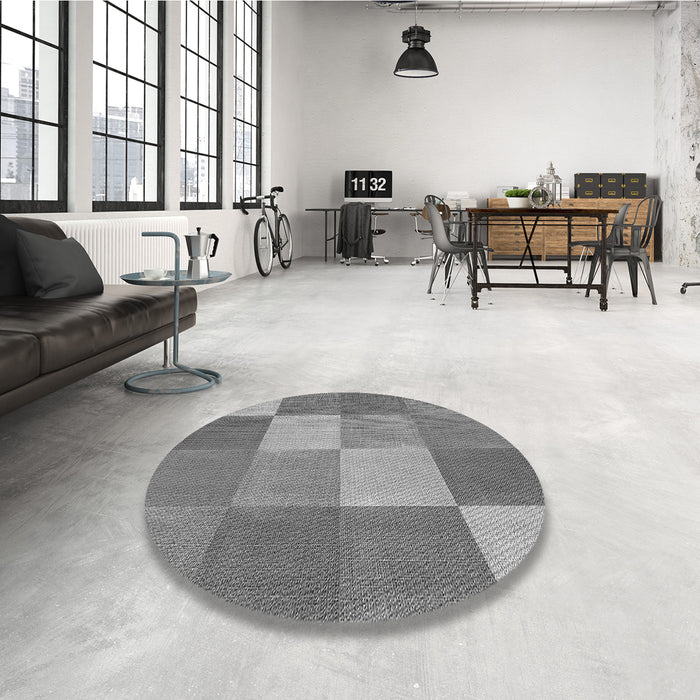 Round Patterned Ash Gray Rug in a Office, pat1108gry