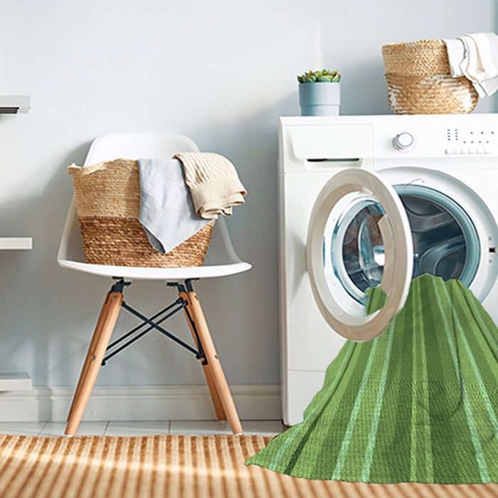 Machine Washable Transitional Dark Lime Green Rug in a Washing Machine, wshpat1111grn