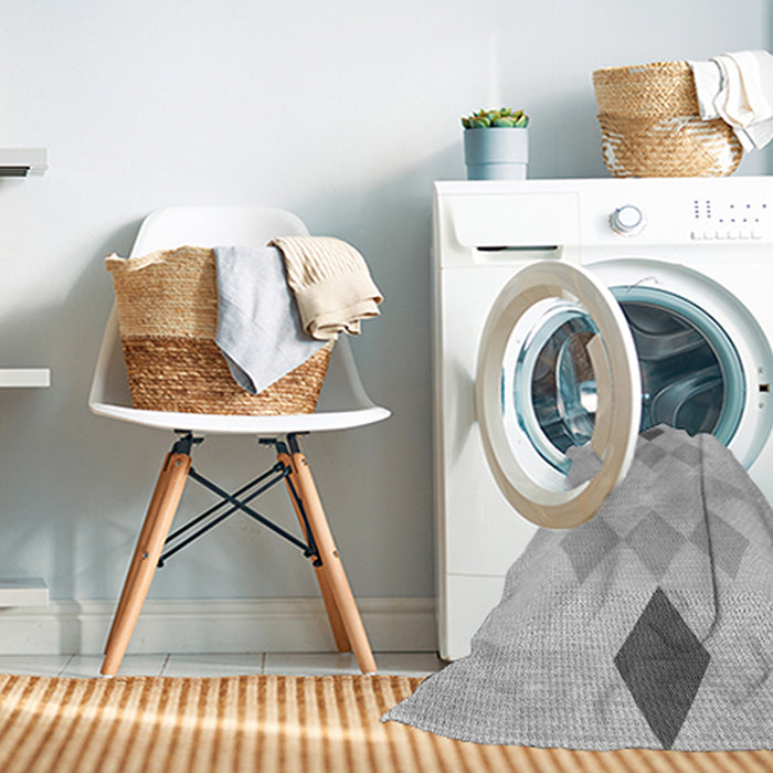 Machine Washable Transitional Dark Gray Rug in a Washing Machine, wshpat1114gry
