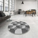 Round Patterned Silver Gray Rug in a Office, pat1116gry