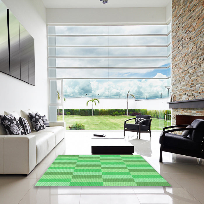 Machine Washable Transitional Green Rug in a Kitchen, wshpat1118grn