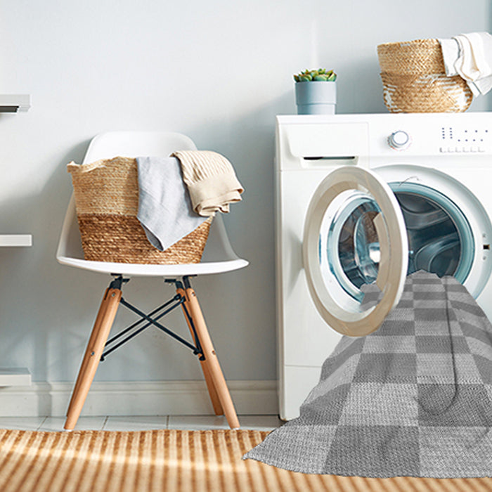 Machine Washable Transitional Platinum Silver Gray Rug in a Washing Machine, wshpat1118gry