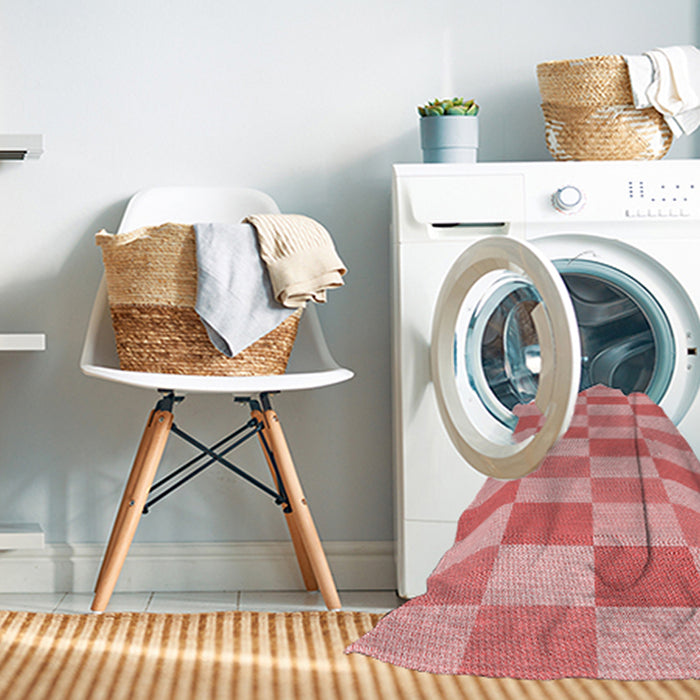 Machine Washable Transitional Pastel Pink Rug in a Washing Machine, wshpat1118rd