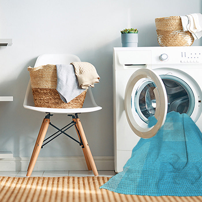 Machine Washable Transitional Bright Cyan Blue Rug in a Washing Machine, wshpat1121lblu
