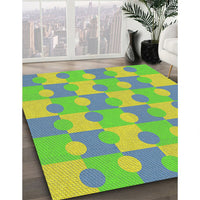 Patterned Yellowish Green Novelty Rug, pat1123