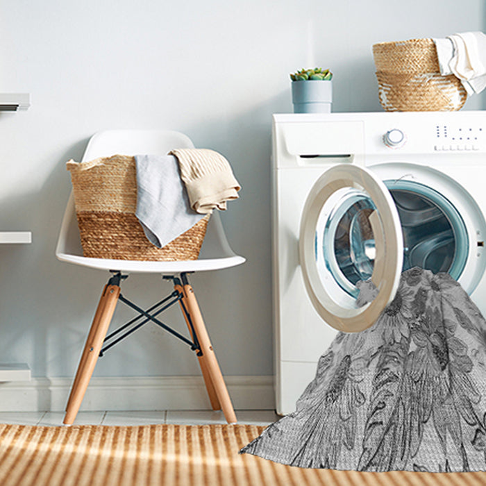 Machine Washable Transitional Platinum Silver Gray Rug in a Washing Machine, wshpat1124gry